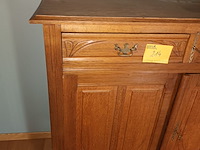 Lot 214 - antiek houten kast - afbeelding 2 van  5