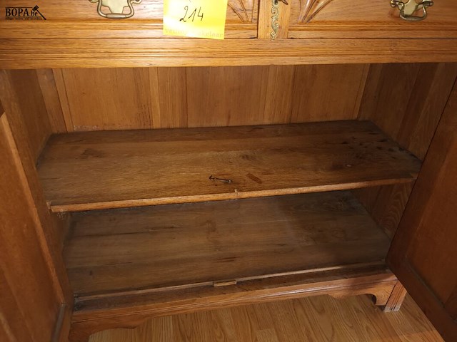 Lot 214 - antiek houten kast - afbeelding 4 van  5