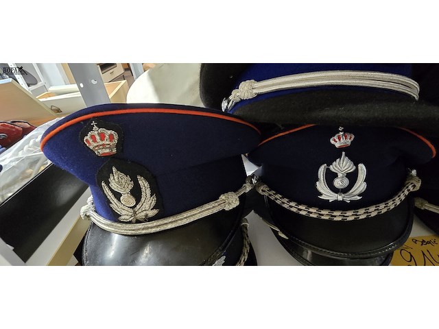 Lot 214 - belgië 7 kepies - afbeelding 5 van  6