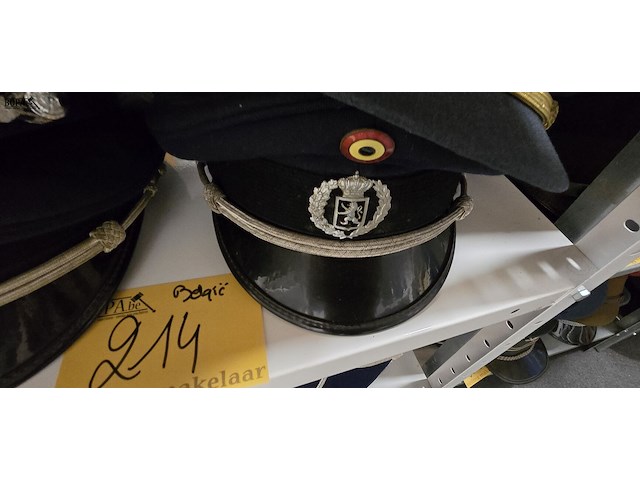 Lot 214 - belgië 8 kepies - afbeelding 2 van  6