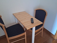 Lot 214 - inhoud hotelkamer - afbeelding 3 van  3