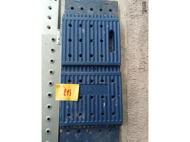 Lot 214 - ladder loopplatform - 2 sets - afbeelding 3 van  4
