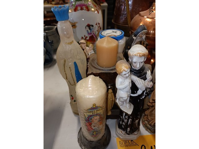 Lot 214 - religieuze deco. 13 stuks - afbeelding 3 van  4