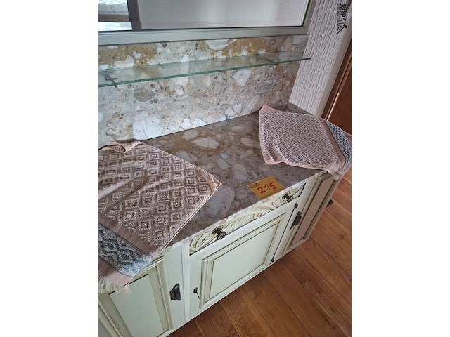 Lot 215 - art deco kast met spiegel - afbeelding 2 van  2