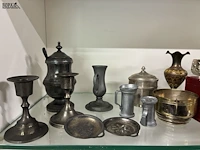 Lot 215 - lot koperen en verzilverde items - 24 stuks - afbeelding 2 van  4