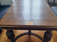 Lot 216 - antieke houten tafel - afbeelding 1 van  2