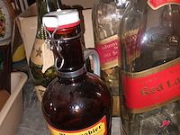 Lot 216 - verzamelflessen xl. 9 stuks - afbeelding 3 van  6