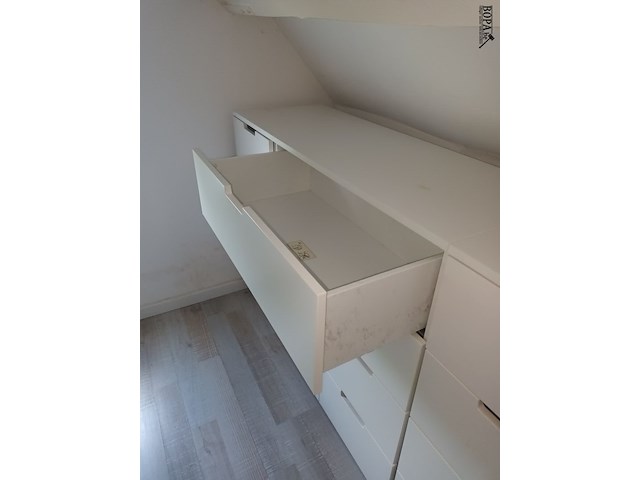 Lot 216 - witte ladekast. 3 stuks - afbeelding 3 van  5