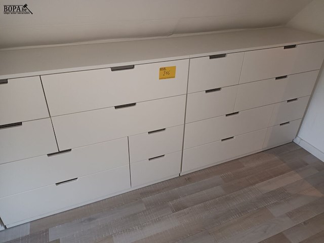 Lot 216 - witte ladekast. 3 stuks - afbeelding 5 van  5
