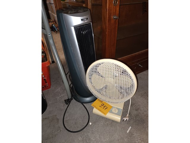 Lot 217 - keramische verwarming en ventilator. 2 stuks - afbeelding 1 van  4