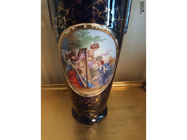 Lot 217 - siervaas - afbeelding 2 van  4