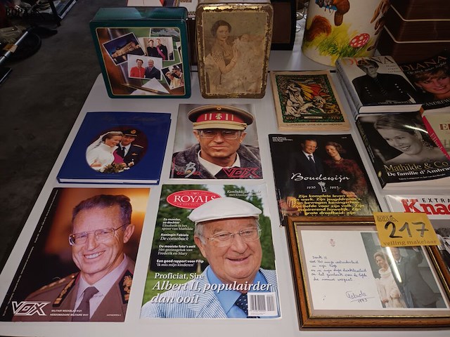 Lot 217 - verzamelitems koningshuis. 20 stuks - afbeelding 2 van  6