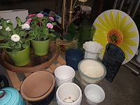 Lot 218 - bloempotten. 30 stuks - afbeelding 2 van  3