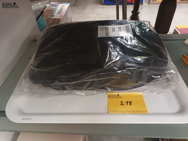 Lot 218 - brabantia dienblad en hp tas - afbeelding 1 van  4