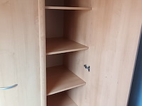 Lot 218 - kleerkast - afbeelding 3 van  4