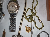 Lot 218 - sieraden en herenhorloges. 15 stuks - afbeelding 3 van  6