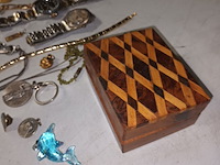 Lot 218 - sieraden en herenhorloges. 15 stuks - afbeelding 5 van  6