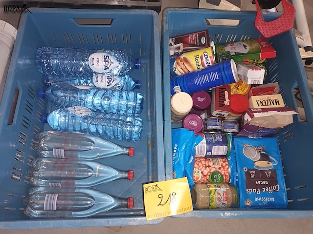 Lot 218 - water en voeding - afbeelding 1 van  3