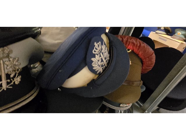 Lot 219 - belgië 7 kepies - afbeelding 4 van  6