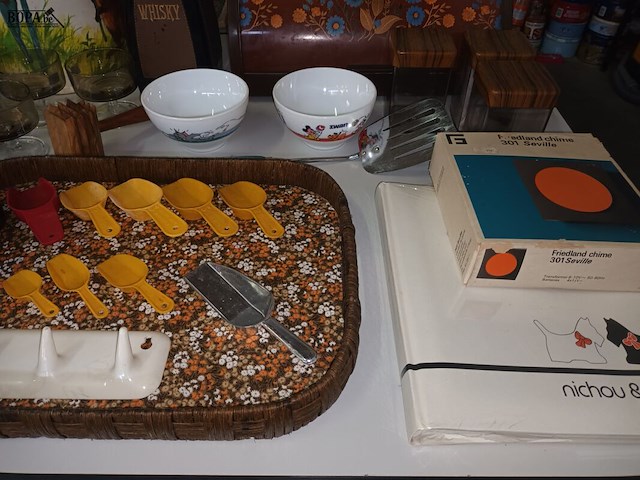 Lot 219 - retro decoratie en huisraad. 53 stuks - afbeelding 4 van  6