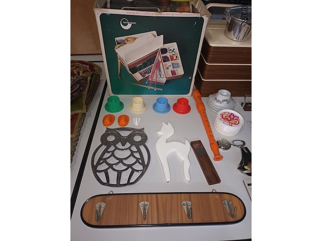 Lot 219 - retro decoratie en huisraad. 53 stuks - afbeelding 6 van  6