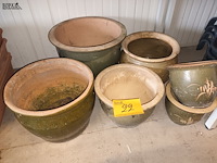 Lot 22 - bloempotten aardewerk. 6 stuks
