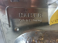 Lot 22 - chocolade vorm kaiser - afbeelding 2 van  3