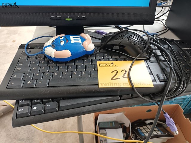 Lot 22 - computerconfiguratie - afbeelding 4 van  4