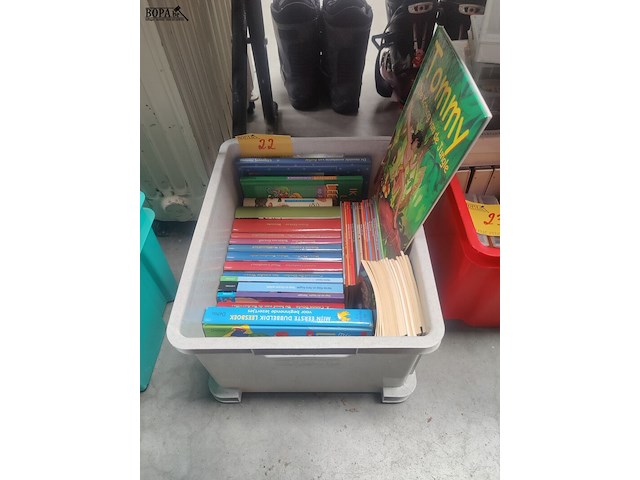 Lot 22 - cuver kinderboeken - 60 stuks - afbeelding 1 van  5