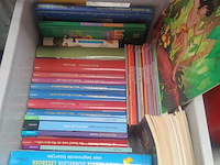 Lot 22 - cuver kinderboeken - 60 stuks - afbeelding 2 van  5