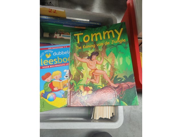Lot 22 - cuver kinderboeken - 60 stuks - afbeelding 5 van  5