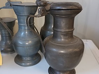 Lot 22 - kannetjes in tin. 5 stuks - afbeelding 2 van  4