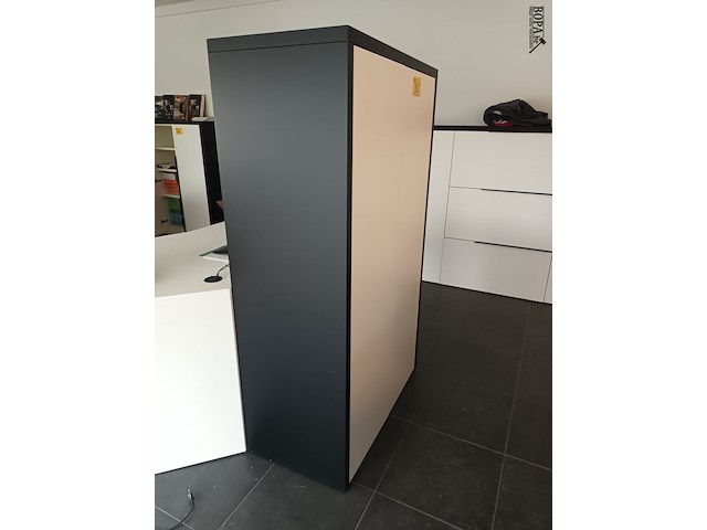 Lot 22 - kantoorkast - afbeelding 2 van  3