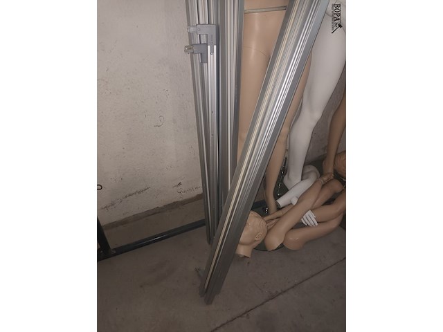 Lot 22 - lot rails voor spots - afbeelding 2 van  2
