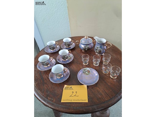 Lot 22 - lot vintage porseleinen thee servies - afbeelding 1 van  5