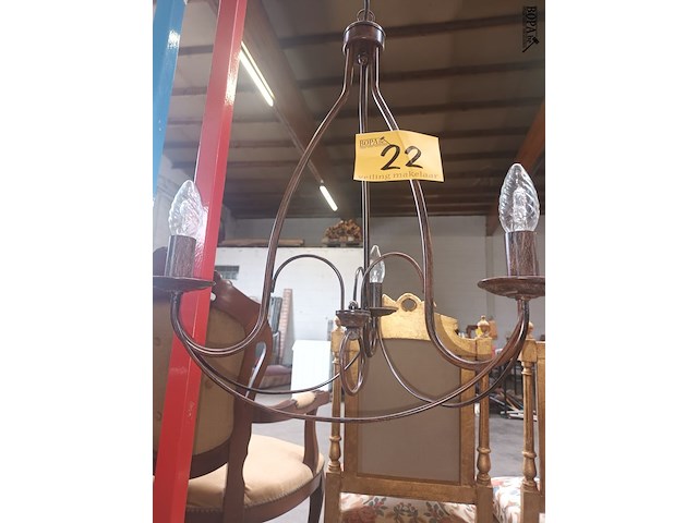 Lot 22 - luster - afbeelding 2 van  3