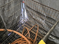 Lot 22 - metalen draadkooi op wielen - afbeelding 3 van  3