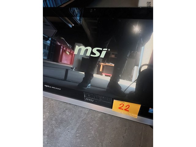 Lot 22 - msi adora all-in-one pc - afbeelding 4 van  6
