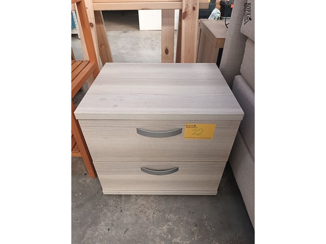 Lot 22 - nachtkastje - afbeelding 2 van  4