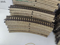 Lot 22 - railbochten - 42 stuks - afbeelding 2 van  2