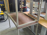 Lot 22 - rechthoekige mewaf tafels - 3 stuks - afbeelding 1 van  2