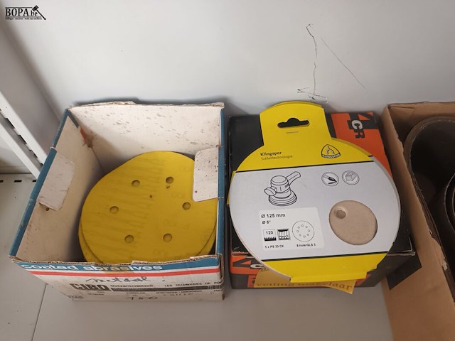 Lot 22 - schuurpapier en slijpschijven - afbeelding 2 van  5