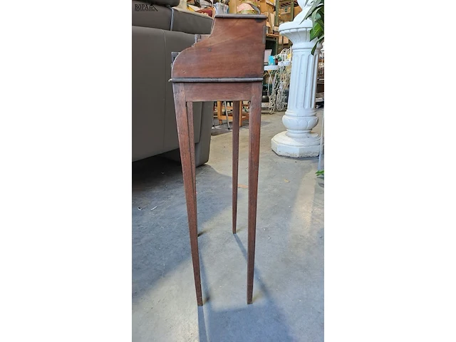 Lot 22 - smal antieken houten bijzettafeltje/mini-secretaire met lade - afbeelding 3 van  4