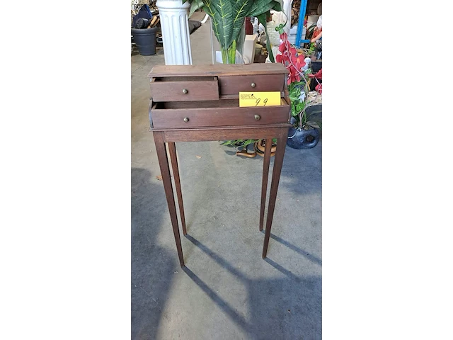 Lot 22 - smal antieken houten bijzettafeltje/mini-secretaire met lade - afbeelding 4 van  4