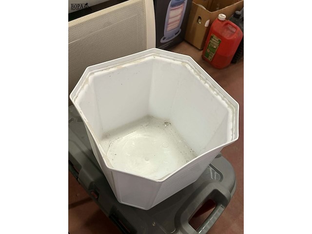 Lot 22 - strata design witte bloempot pvc, lechuza bloempot en onder - afbeelding 3 van  5