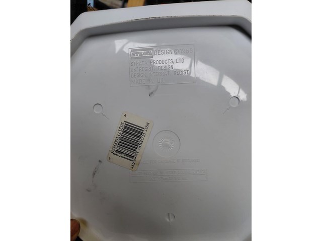 Lot 22 - strata design witte bloempot pvc, lechuza bloempot en onder - afbeelding 5 van  5