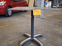 Lot 22 - terrastafel volkern - 9 stuks