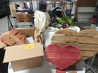 Lot 22 - valentijn decoratie