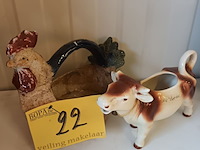 Lot 22 - vintage boerderij deco. 2 stuks