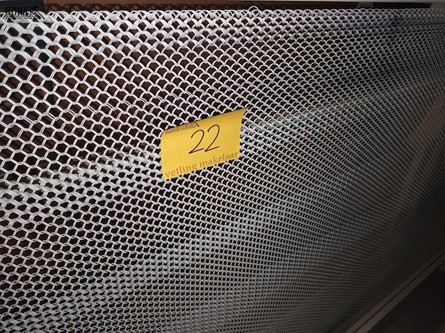 Lot 22 - vintage uitklapbaar bed - afbeelding 3 van  3